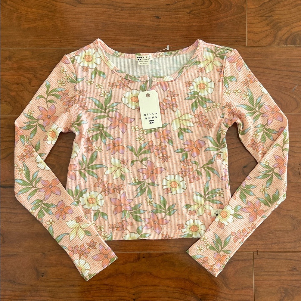 NWT BillaBong Floral Long Sleeve Crop Top Shirt